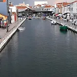 아파트 A Casa Do Pescador Center *