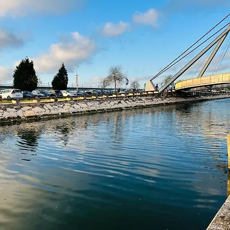아파트 A Casa Do Pescador Center